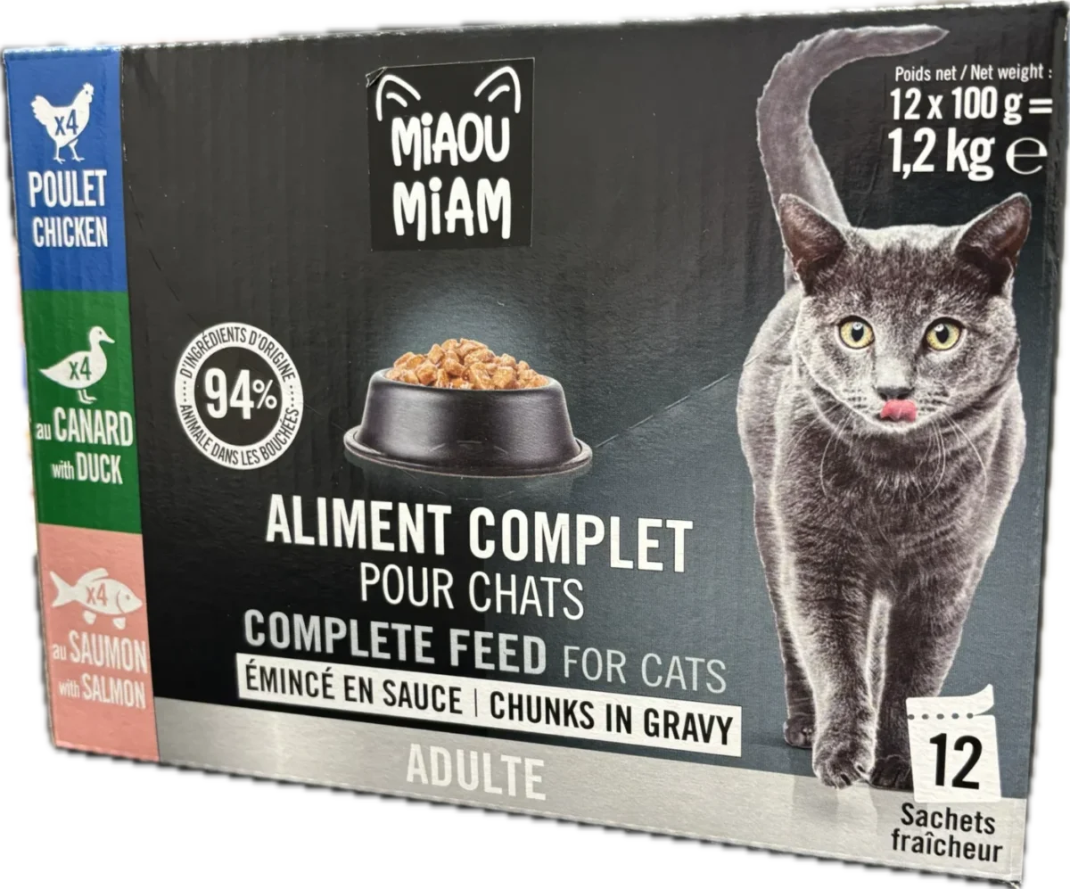 Boîte d'émincés en sauce pour chat